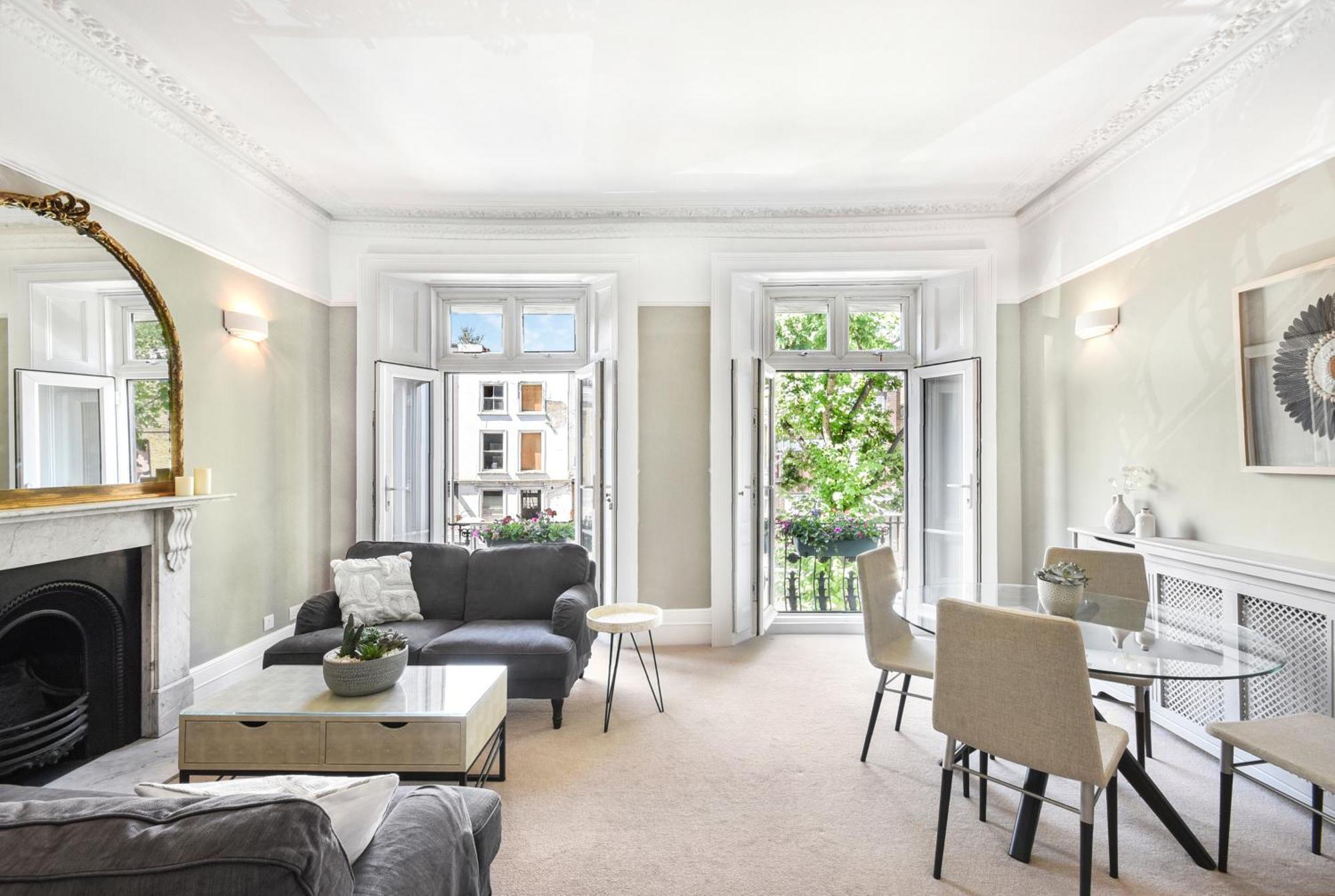 Lovely Large 1 Bed Renovated Flat W Balcony & 600Mb Wifi Λονδίνο Εξωτερικό φωτογραφία
